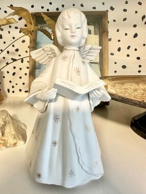 Vintage Angel Music Schmid  Music Box